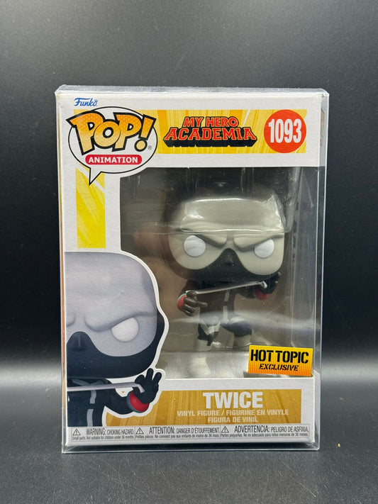 Twice HotTopic Exclusive - 1093