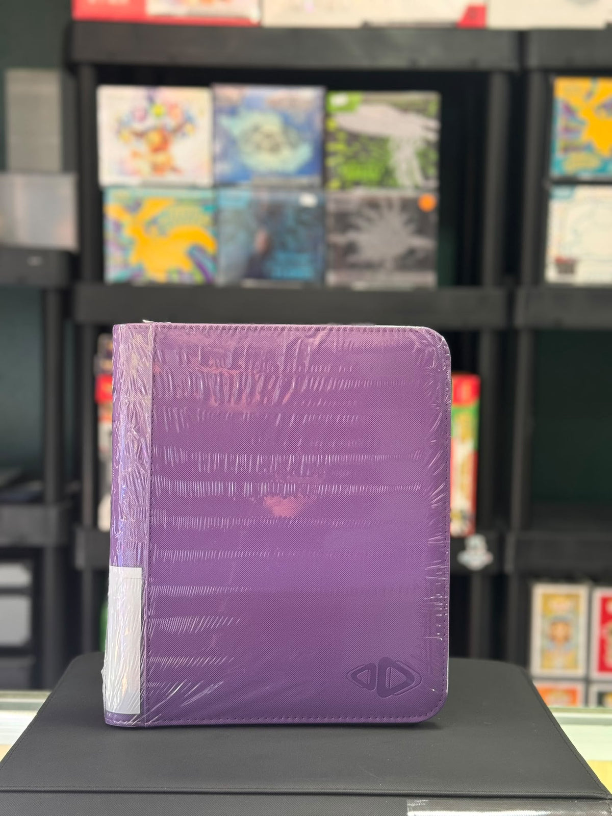 Binder D Dacckit para top loaders de 4 bolsillos (128 cartas) – Morado 1