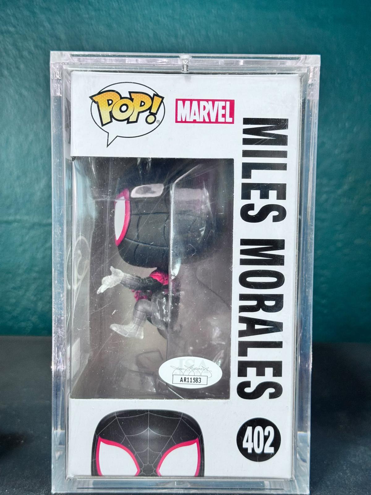 Funko Pop! Miles Morales #402 – Foot Locker Exclusive – Firmado por Shameik Moore – foto 4